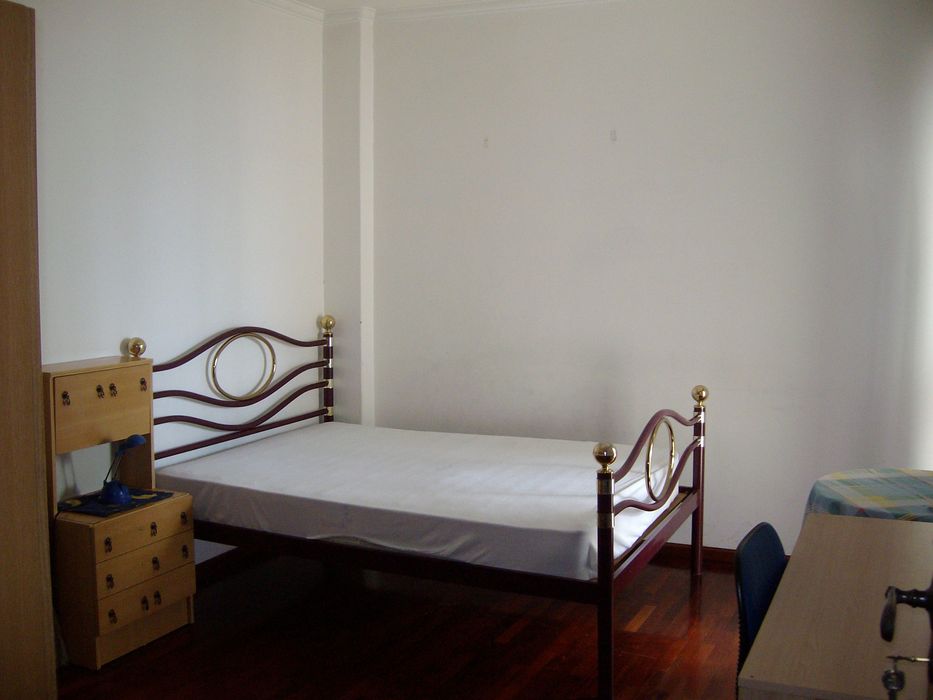 Quarto para arrendar em Castelo Branco