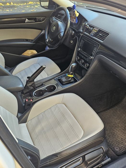 VOLKSWAGEN B7  продам.