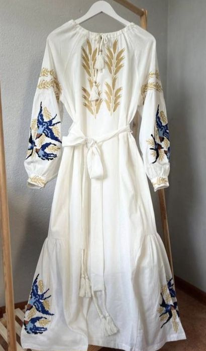 Вишита сукня сукня ластівка вишиванка
