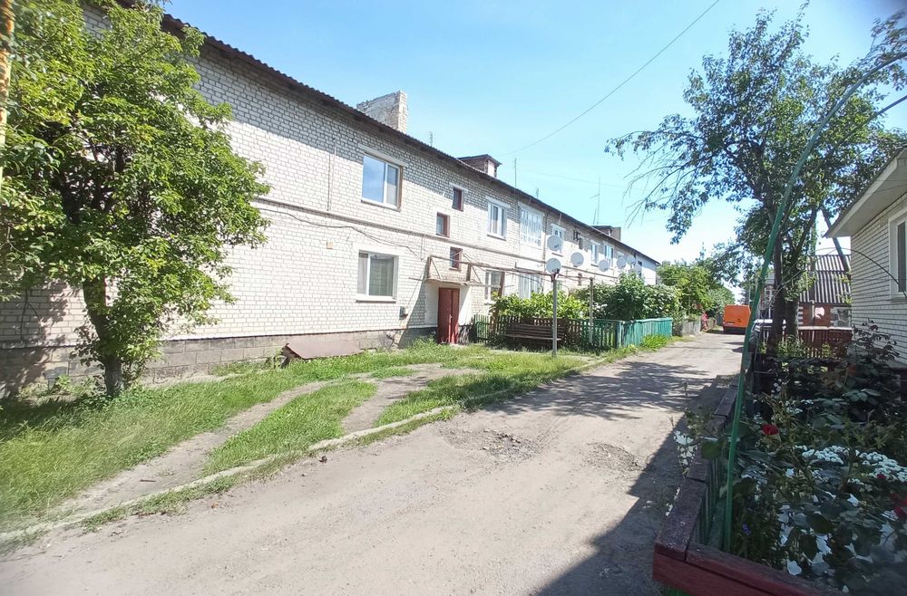 Продам двохкімнатну квартиру в смт. Вапнярка.
