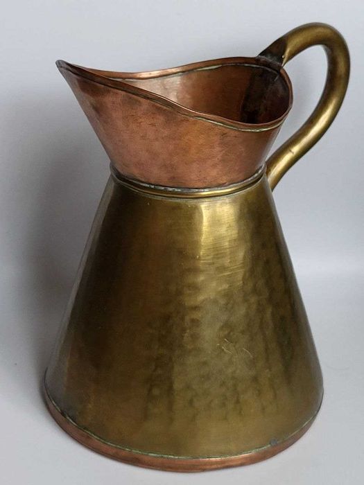 Антикварний мідний глечик. Кувшин