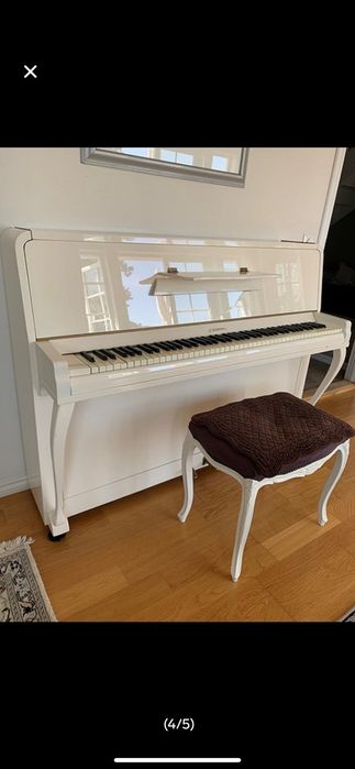 FortepianoOtwock pianino fortepian profesjonalnie stroiciel transport