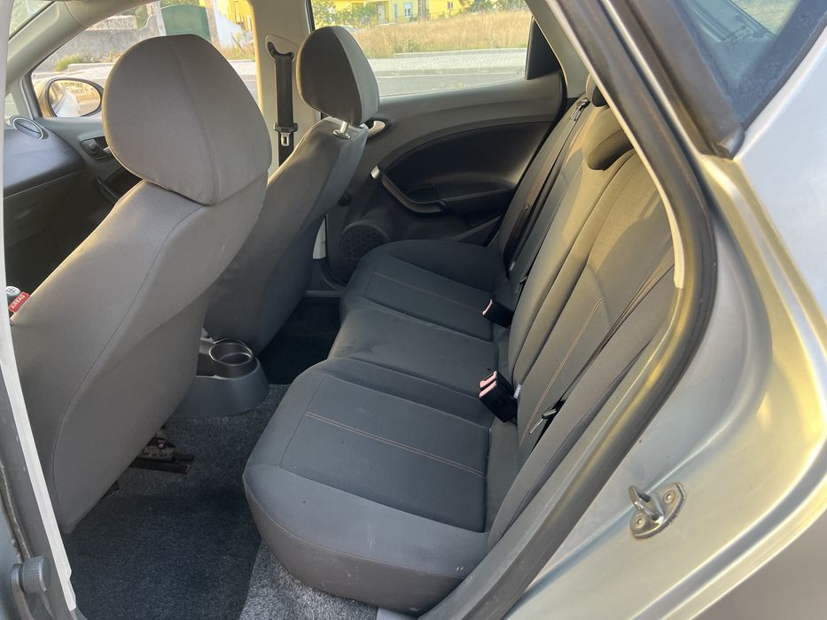 SEAT.  IBIZA  1.2.  Gasolina