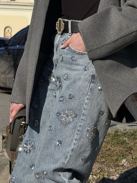 Нереальні джинси в камінці вишивка Італія