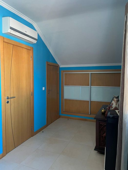 Moradia Geminada T3 á venda na Quinta do Conde