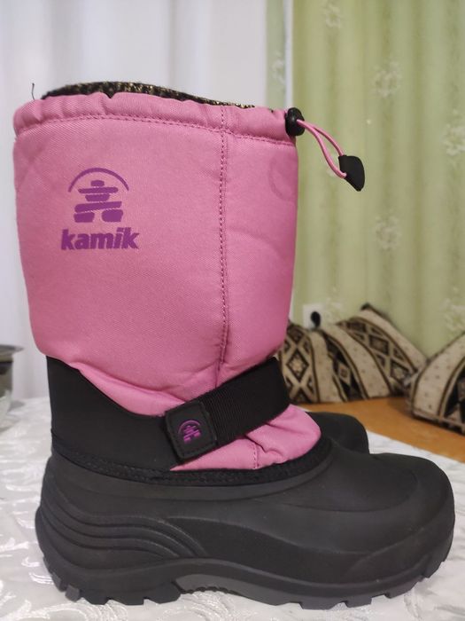 Спортивні ботінки