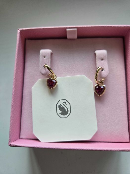 Серьги Swarovski Chroma