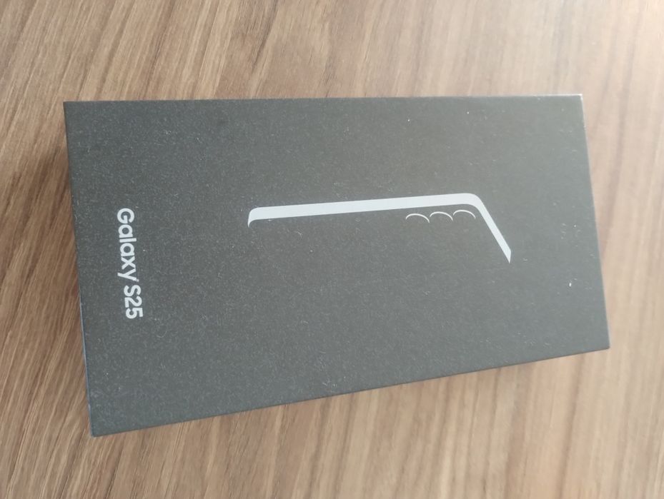 Samsung S25 nowy