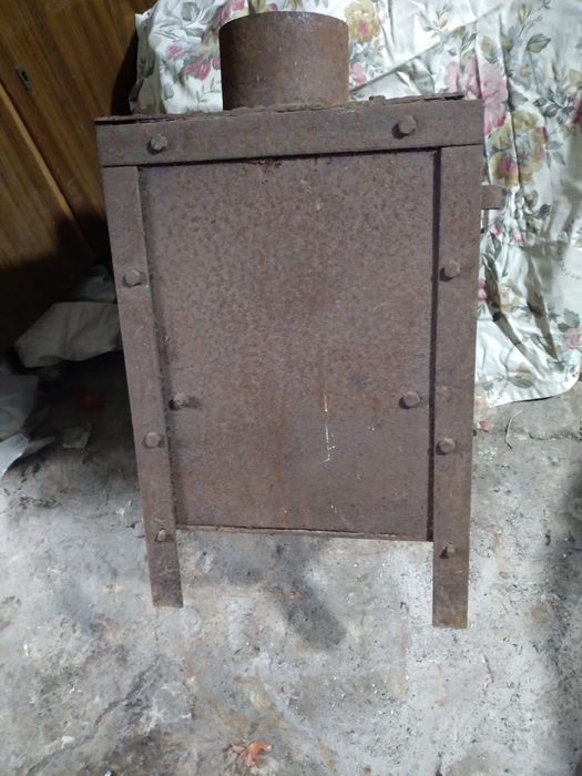 Буржуйка на дровах