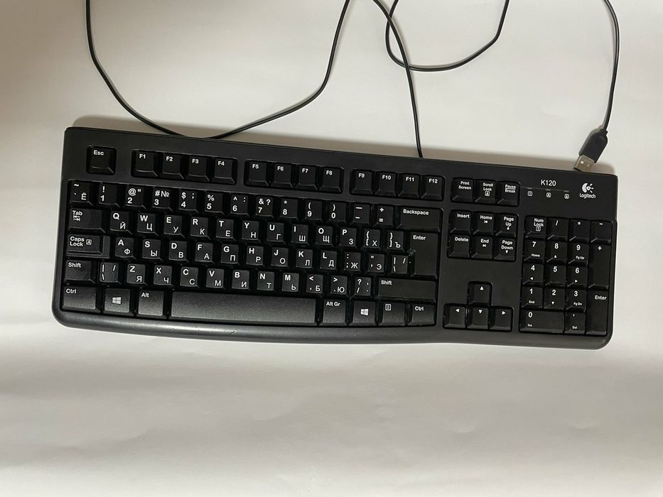 Продам клавіатуру logitech k120 з укр/рос розкладкою