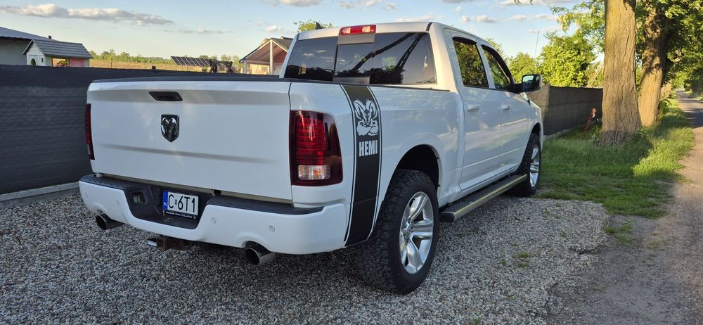 Dodge Ram Sport 5.7