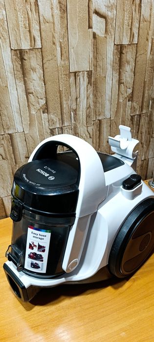 Продам пылесос Bosh