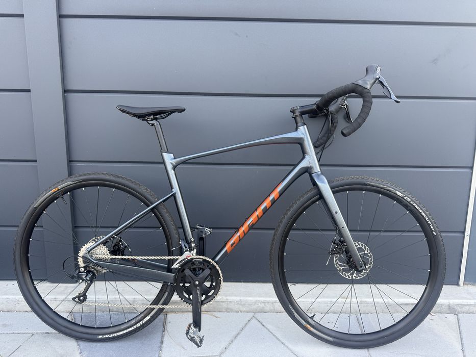 Gravel Giant Revolt Disk Shimano Sora