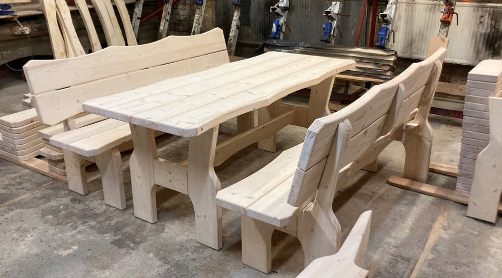 Meble ogrodowe z drewna