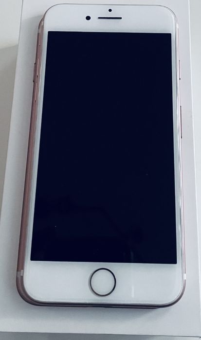 Iphone 7 32GB Rose Gold plus akcesoria