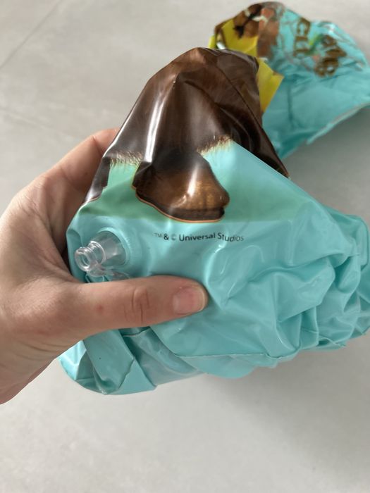 Игрушка - неваляшка Миньон