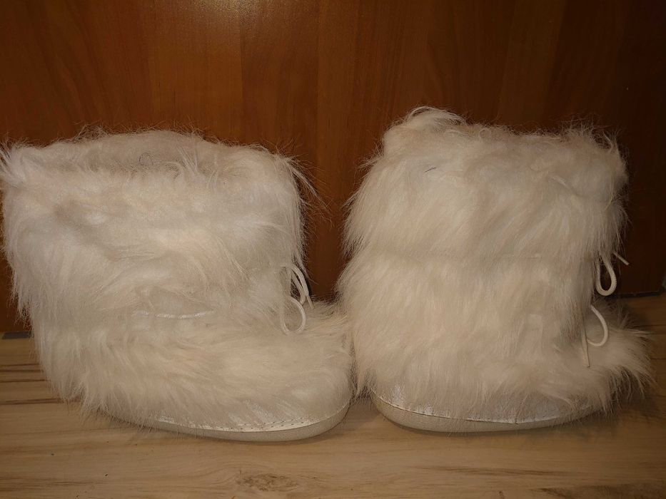 Buty pokryte futerkiem 35-37 ciepłe