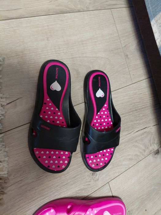 Шльопанці дитячі гумові в басейн