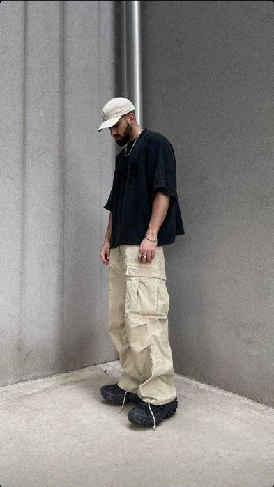 Футболка Yeezy Gap by Balenciaga