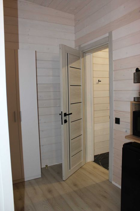 Славсько затишне місце, Quiet Home,