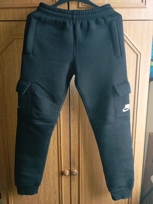 Теплые модные спортивные штаны на школьника