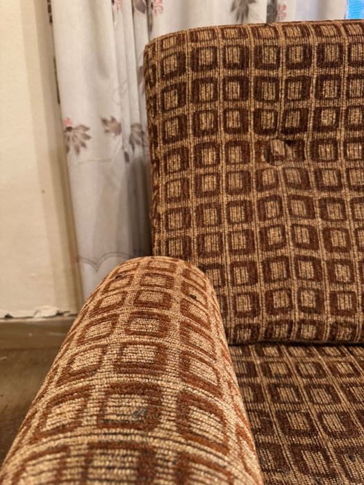 Poltronas e sofá cama