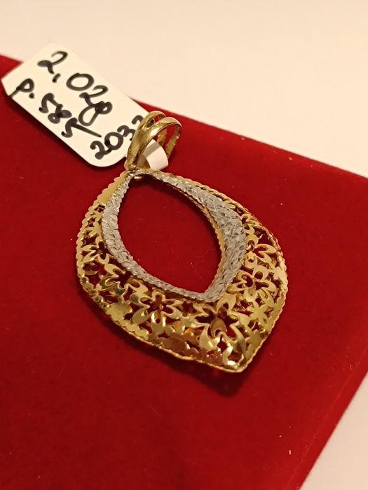 Złoty wisiorek ażurowy, złoto próby 585