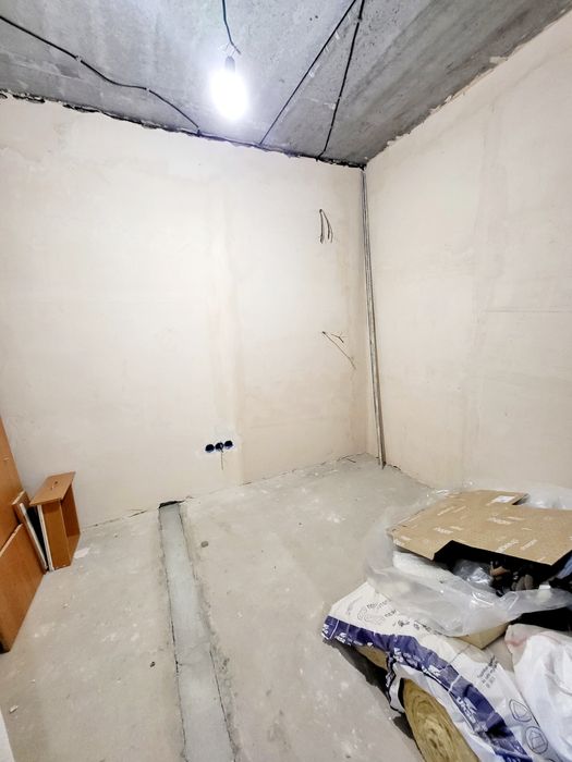 Продам квартиру в цоколі з частковим  ремонтом, ЖК Буча Квартал