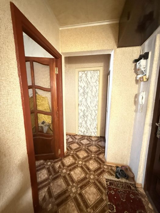 Продається 3 кімнатна квартира в Центрально - міському районі .