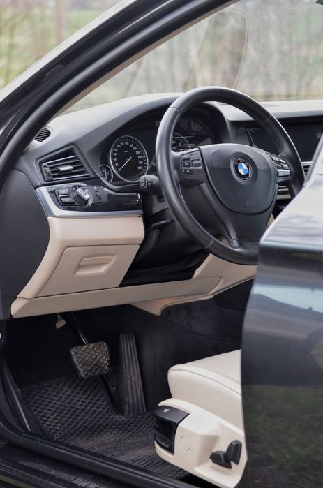 Продаю машину BMW F10