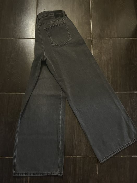 джинсы Pull and Bear