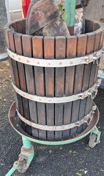 Prensa para uvas hidráulica usada