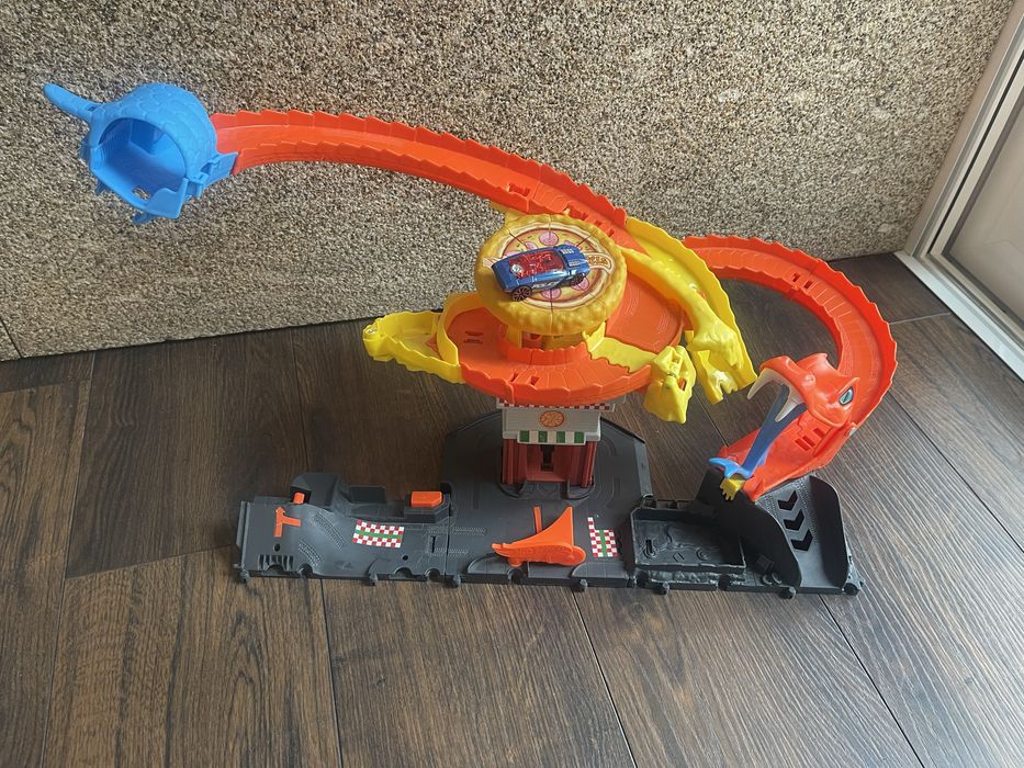 Pista hot wheels city