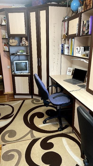 Дитячі меблі у чудовому стані