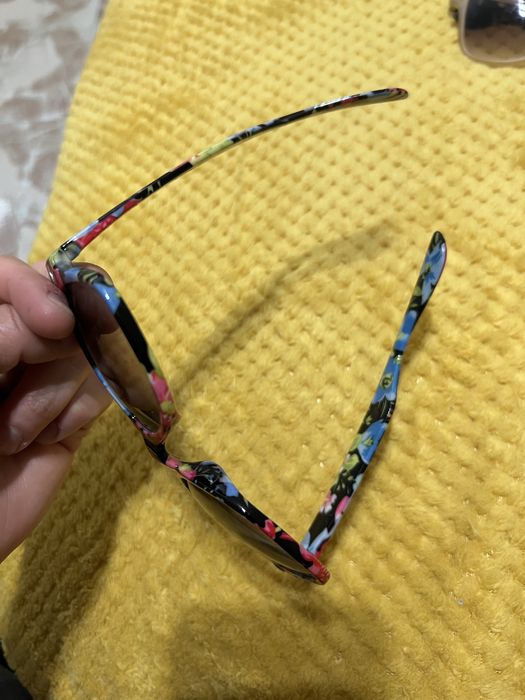 Conjunto de oculos, mulher