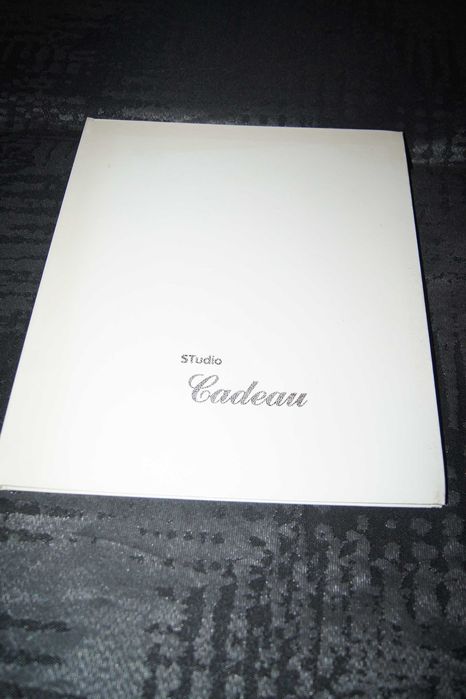 album ślubny Cadeau Studio elegancki uszkodzony