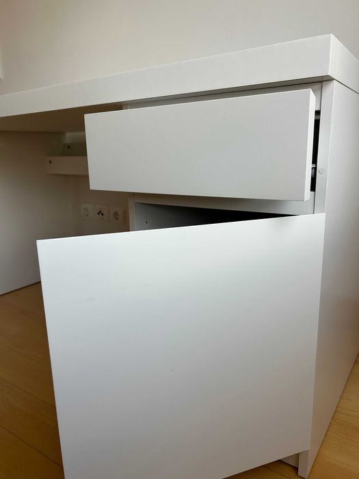 Secretária IKEA MALM | Estimada