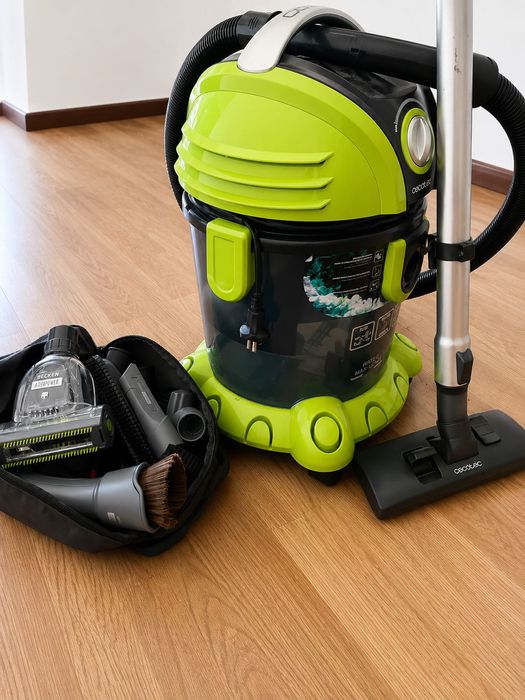 Aspirador Cecotec Conga