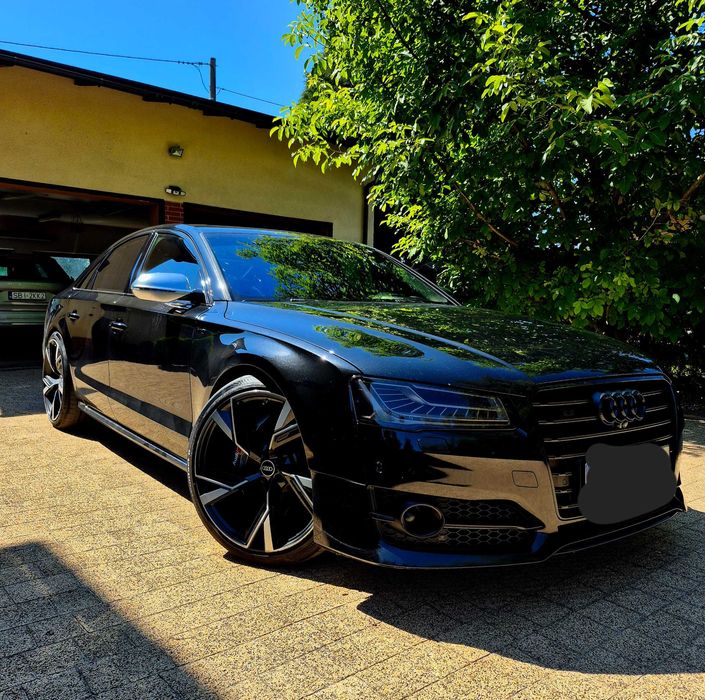 AUDI S8 VOLL prawdziwy BLACK 150k netto faktura vat 23%