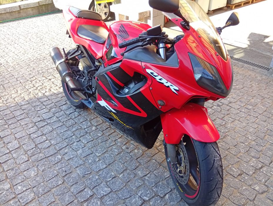 Vendo CBR 600 sport f4 i