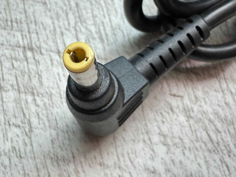 Блок живлення 130W 20v 6A (5.5x2.5)