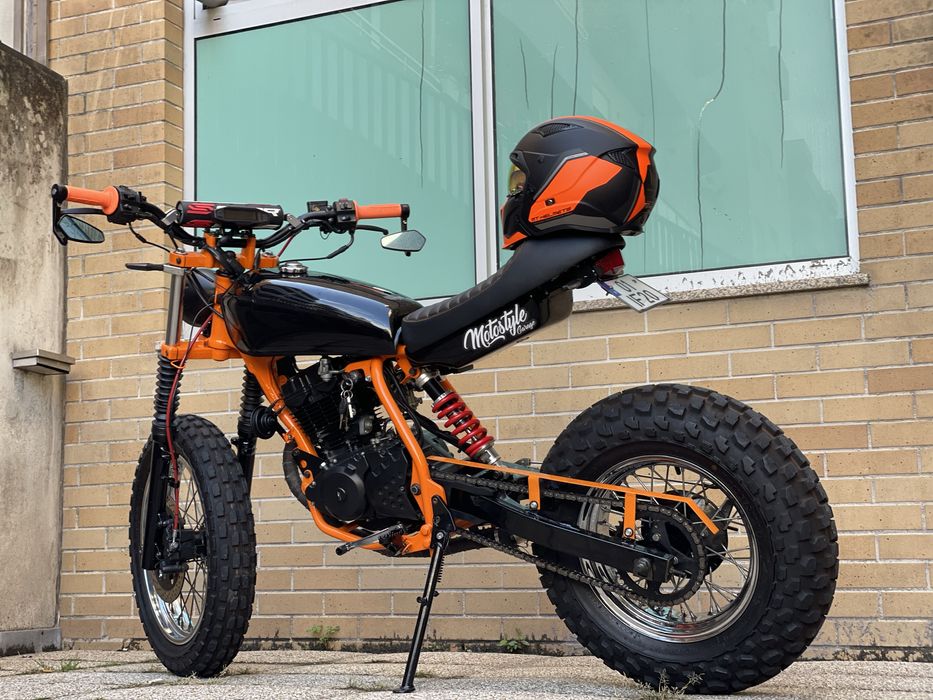 Hyosung karion 125 Scrambler