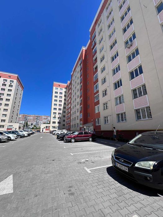 38461 2к, Виставка, ЖК "Рауш", 80,5 м²