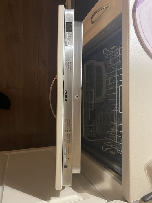 Miele G1270 VI Посудомийна машина