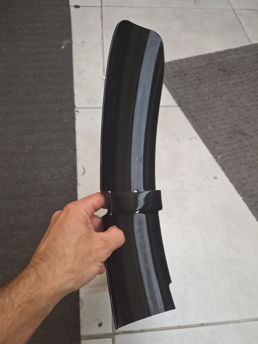 Błotnik turbo levo 4 carbon i alu