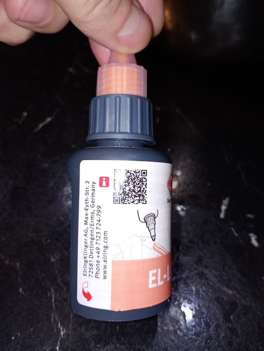 Продам анаэробный герметик.