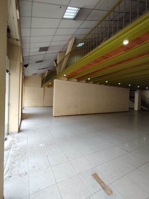 Arrenda-se Espaço Comercial com 1.000m² às Portas de Lisboa