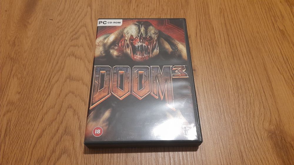 PC jogo DOOM 3 para coleção