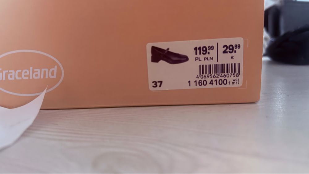 Buty galowe damskie 37 rozpoczecie roku jak nowe