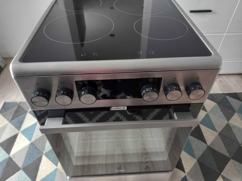 Kuchnia Amica indukcyjna wolnostojąca